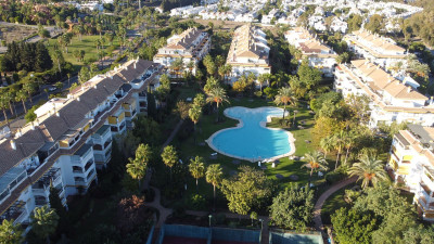 2 Bedroom Ground Floor Apartment in Nueva Andalucía - Image 2