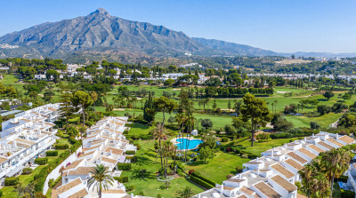 2 Bedroom Penthouse Duplex in Nueva Andalucía - Image 1