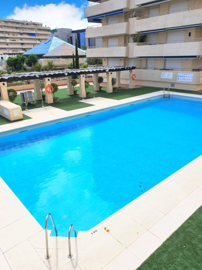 2 Bedroom Middle Floor Apartment in Puerto Banús - Image 1