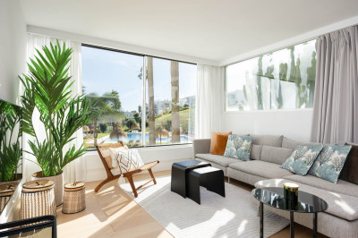 2 Bedroom Middle Floor Apartment in Nueva Andalucía