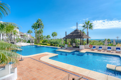 2 Bedroom Middle Floor Apartment in Nueva Andalucía