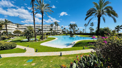 3 Bedroom Middle Floor Apartment in Puerto Banús