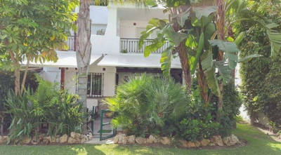 4 Bedroom Semi-Detached House in Nueva Andalucía - Image 3