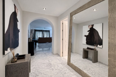 3 Bedroom Penthouse Duplex in Puerto Banús - Image 4