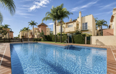 3 Bedroom Townhouse in Nueva Andalucía - Image 2