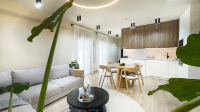 2 Bedroom Middle Floor Apartment in Puerto Banús - Image 3