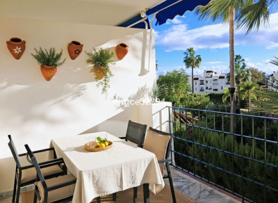 2 Bedroom Middle Floor Apartment in Puerto Banús