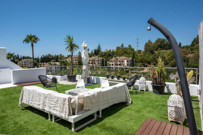 3 Bedroom Penthouse in La Quinta - Image 1
