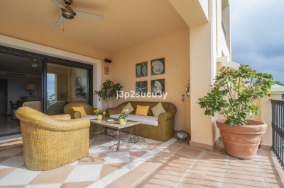 2 Bedroom Ground Floor Apartment in La Quinta - Image 5