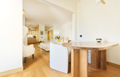 2 Bedroom Middle Floor Apartment in Puerto Banús - Image 1