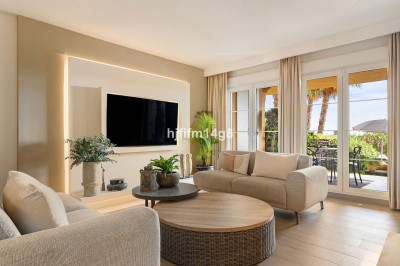 3 Bedroom Ground Floor Apartment in Nueva Andalucía - Image 5