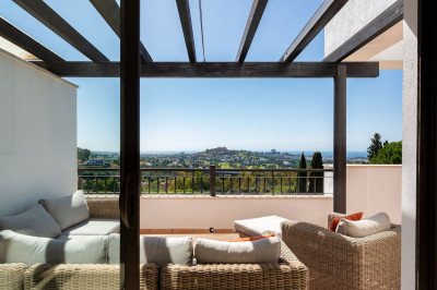 2 Bedroom Penthouse in La Quinta - Image 3
