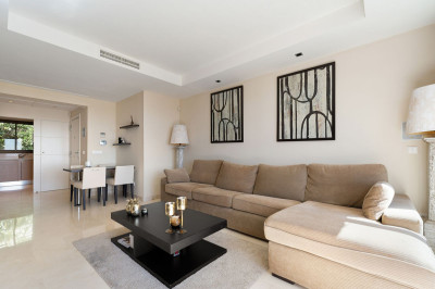 2 Bedroom Penthouse in La Quinta - Image 5