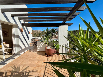 3 Bedroom Penthouse in La Quinta - Image 3