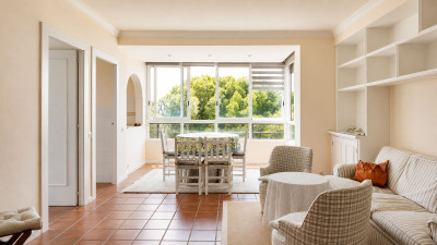 2 Bedroom Middle Floor Apartment in Nueva Andalucía - Image 2