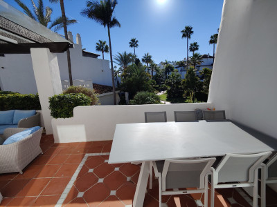 3 Bedroom Middle Floor Apartment in Puerto Banús - Image 4
