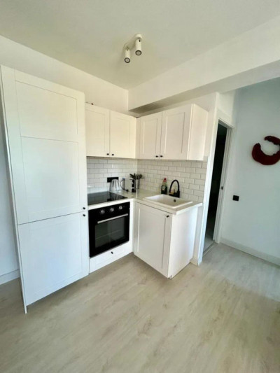 2 Bedroom Middle Floor Apartment in Nueva Andalucía - Image 1