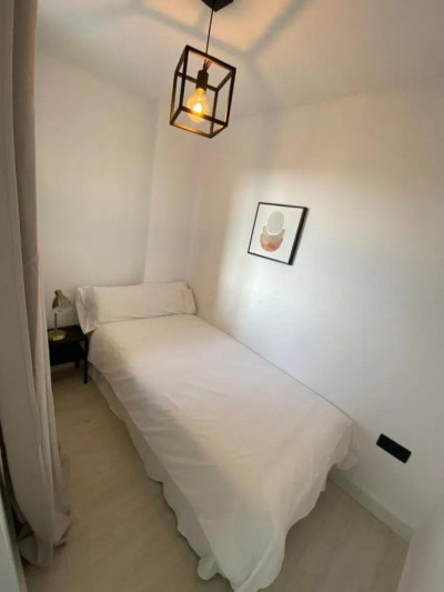 2 Bedroom Middle Floor Apartment in Nueva Andalucía - Image 5