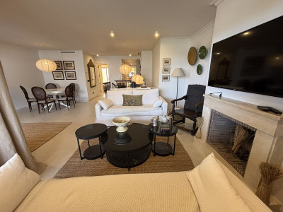 3 Bedroom Ground Floor Apartment in Nueva Andalucía - Image 1
