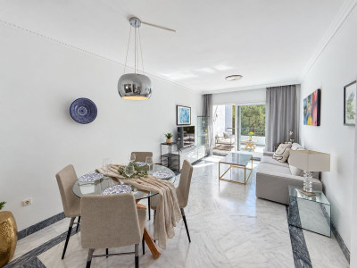 2 Bedroom Top Floor Apartment in Nueva Andalucía - Image 3