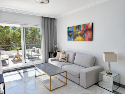 2 Bedroom Top Floor Apartment in Nueva Andalucía - Image 5