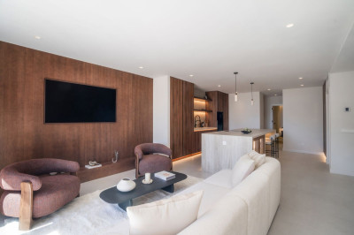 4 Bedroom Penthouse Duplex in Nueva Andalucía