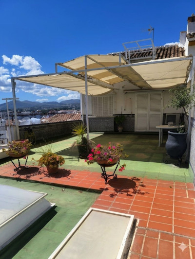 4 Bedroom Townhouse in Nueva Andalucía - Image 4