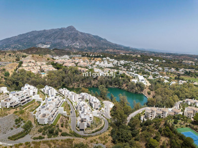 3 Bedroom Penthouse in Nueva Andalucía - Image 3