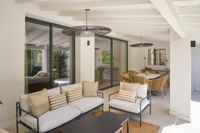 4 Bedroom Townhouse in Nueva Andalucía - Image 5