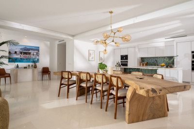 7 Bedroom Detached Villa in Nueva Andalucía - Image 5