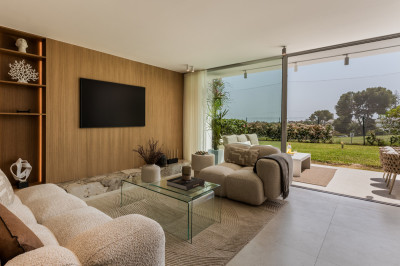 4 Bedroom Ground Floor Apartment in Nueva Andalucía - Image 1