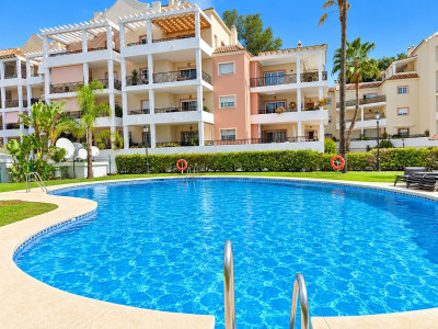 3 Bedroom Middle Floor Apartment in Nueva Andalucía - Image 1