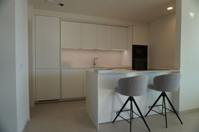 4 Bedroom Middle Floor Apartment in La Quinta - Image 4