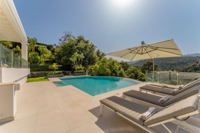 6 Bedroom Detached Villa in La Zagaleta - Image 3