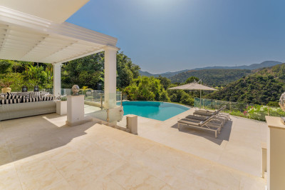 6 Bedroom Detached Villa in La Zagaleta - Image 4