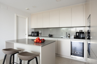 2 Bedroom Middle Floor Apartment in La Quinta - Image 4