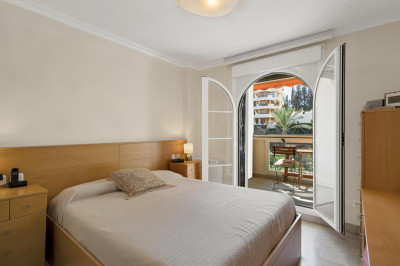 2 Bedroom Ground Floor Apartment in Nueva Andalucía - Image 3