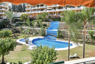 2 Bedroom Ground Floor Apartment in Nueva Andalucía - Image 5