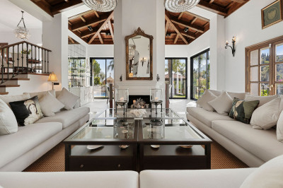 4 Bedroom Detached Villa in El Madroñal - Image 4