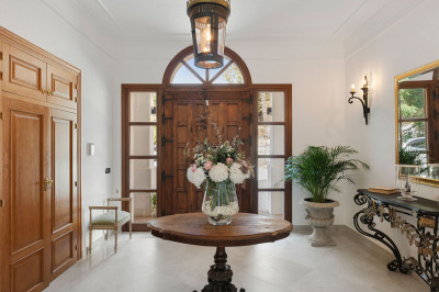 4 Bedroom Detached Villa in El Madroñal - Image 5