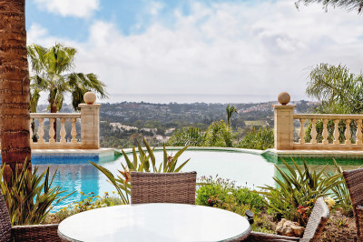 3 Bedroom Penthouse in Nueva Andalucía