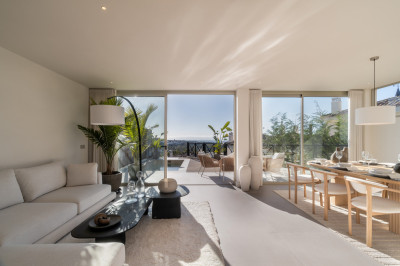 3 Bedroom Ground Floor Apartment in Nueva Andalucía - Image 1