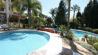 2 Bedroom Ground Floor Apartment in Nueva Andalucía - Image 2