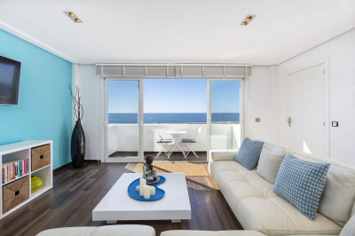 2 Bedroom Top Floor Apartment in Puerto Banús - Image 3