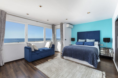 2 Bedroom Top Floor Apartment in Puerto Banús - Image 4