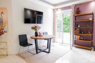 3 Bedroom Ground Floor Apartment in Puerto Banús - Image 5