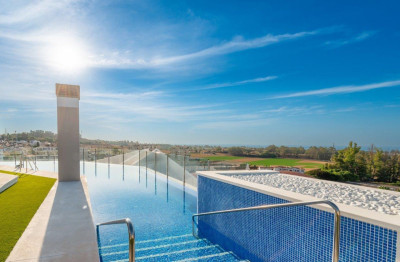 3 Bedroom Middle Floor Apartment in Nueva Andalucía - Image 2