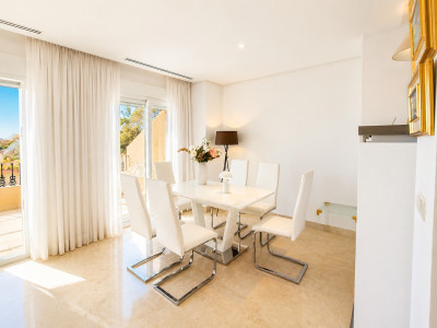 2 Bedroom Duplex in Nueva Andalucía - Image 4