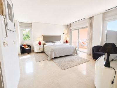 2 Bedroom Duplex in Nueva Andalucía - Image 5