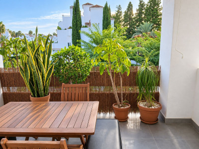 1 Bedroom Middle Floor Apartment in Puerto Banús - Image 4